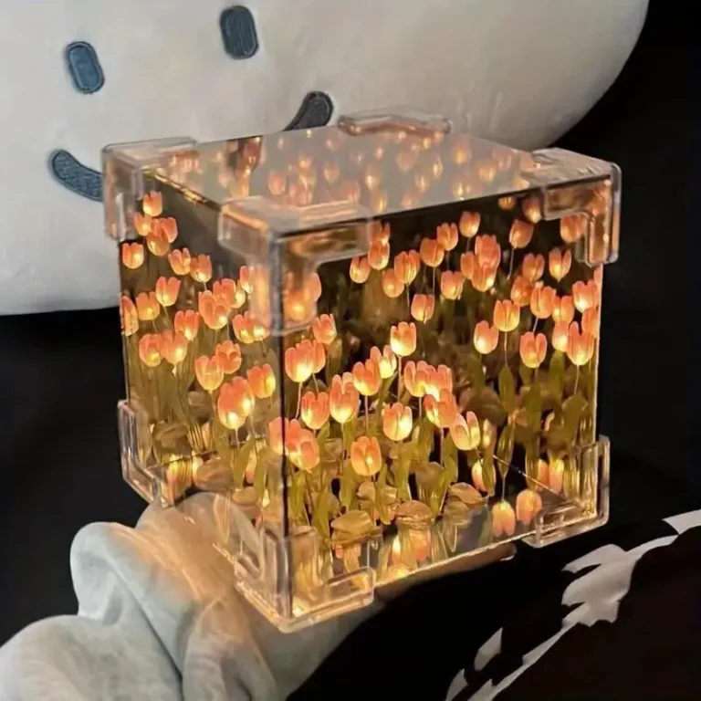 Star Cube Mirror Tulip Lamp